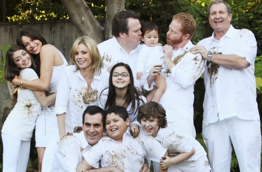 decoration modern family portrait en blanc