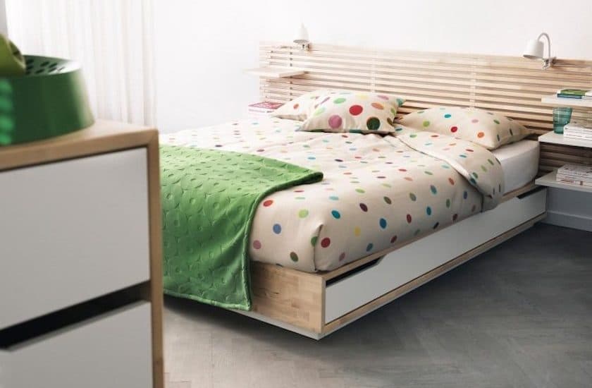 Transformer la tête de lit IKEA MANDAL hack