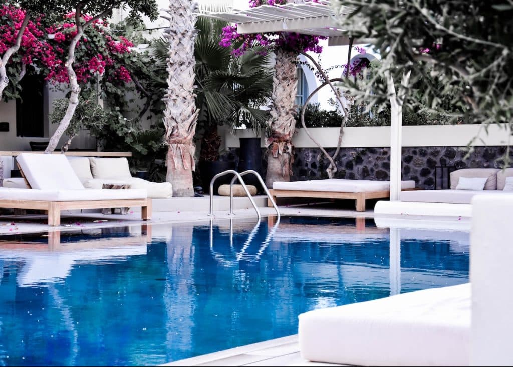 réussir organiser pool party anniversaire conseil blog deco clem around the corner