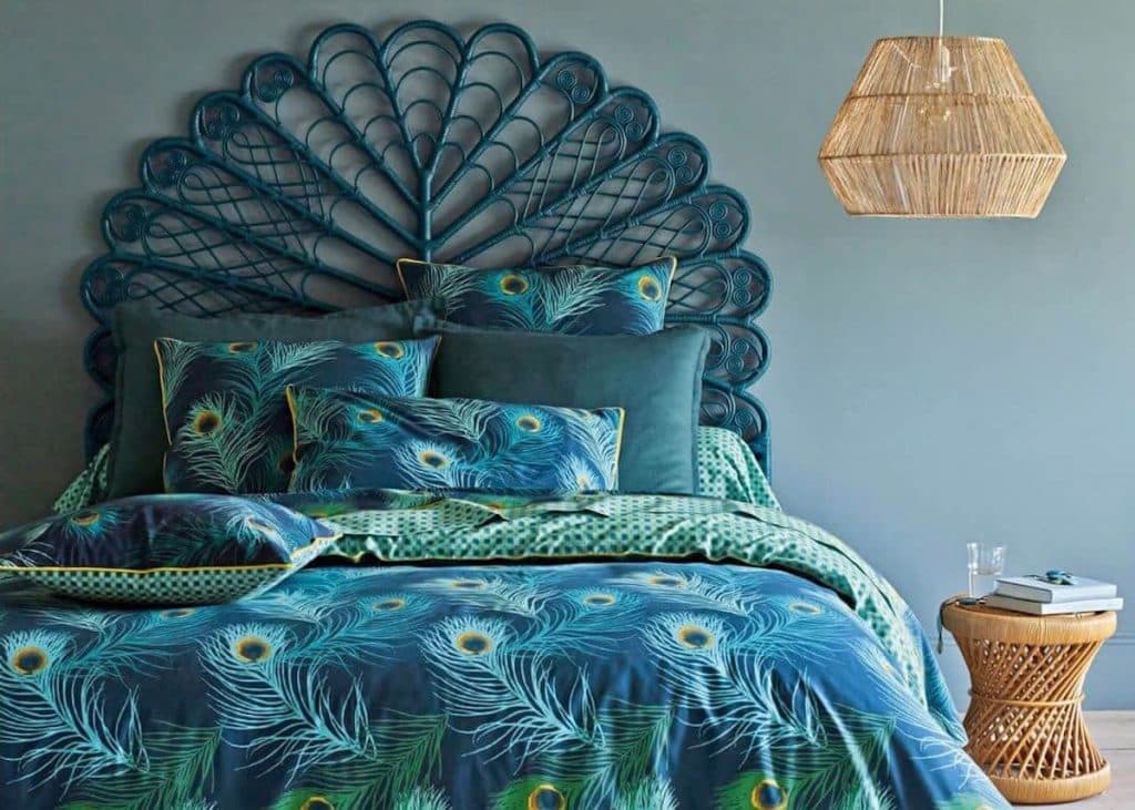 tête de lit en rotin vintage bleu canard blog deco clem around the corner