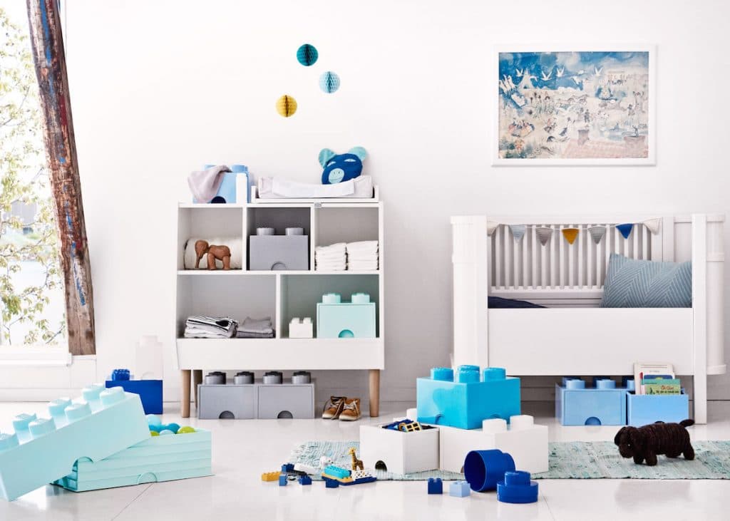 rangement ludique chambre enfant boite lego géant blog déco clem around the corner