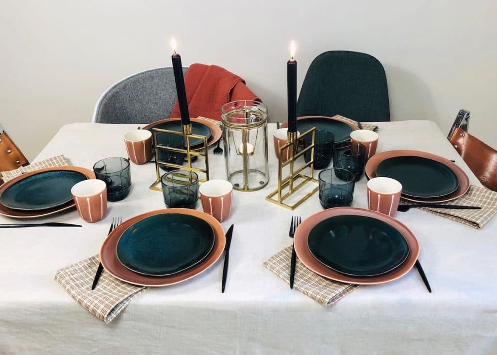 décoration table d'automne maison terracotta orange - blog déco - Clem Around The Corner