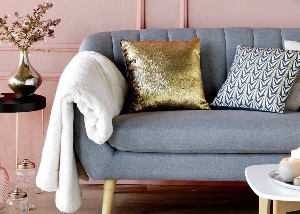 canapé coquillage shell art déco mid-century salon coussin sequin - clem around the corner