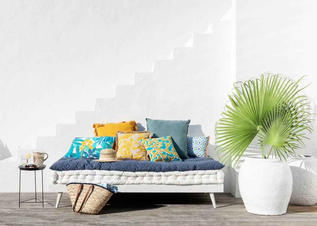 nouvelle collection catalogue maisons du monde 2019 terrasse méditerranée - blog déco - clem around the corner