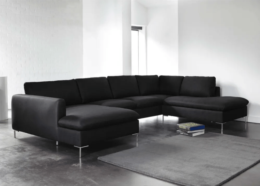 canapé panoramique pas cher noir tendance maisons du monde - blog déco - clemaroundthecorner