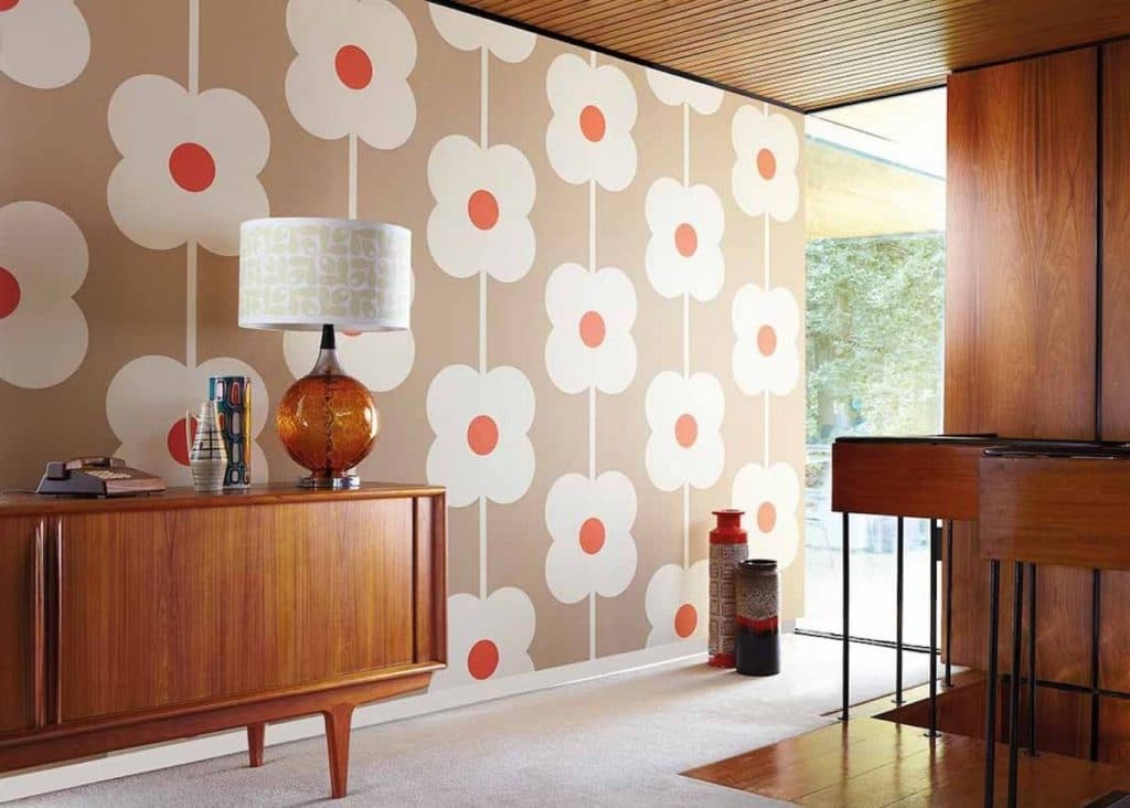 papier peint des années 70 motif fleur marguerite geante orange - blog déco clemaroundthecorner