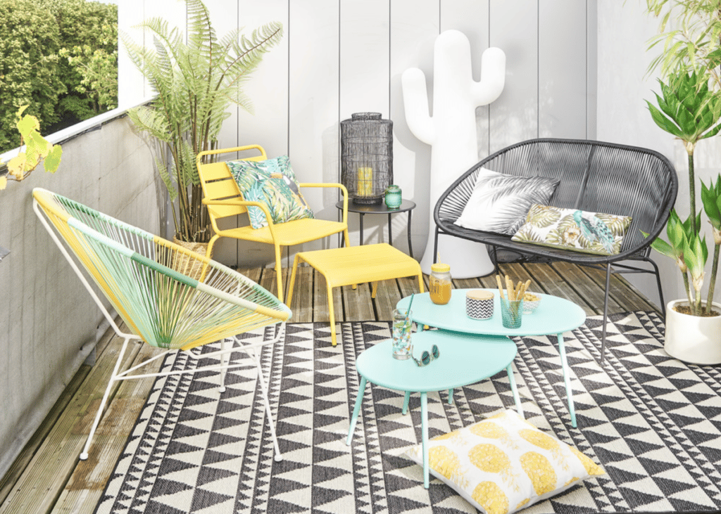 salon de jardin intérieur coloré tendance - blog déco - clemaroundthecorner
