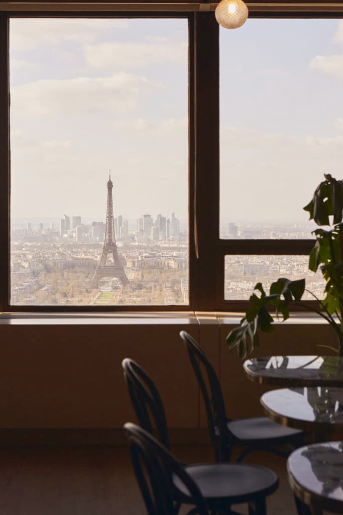 Morning coworking Paris montparnasse travail work share office eiffel tower