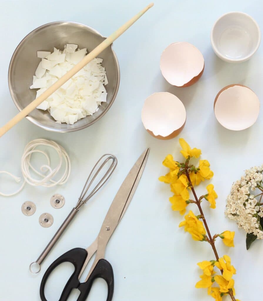 activité manuelle bougie oeuf parfumée upcycling décoration