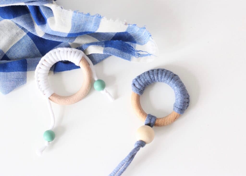 fabriquer hochet bébé dentition Montessori blog création déco diy clem around the corner