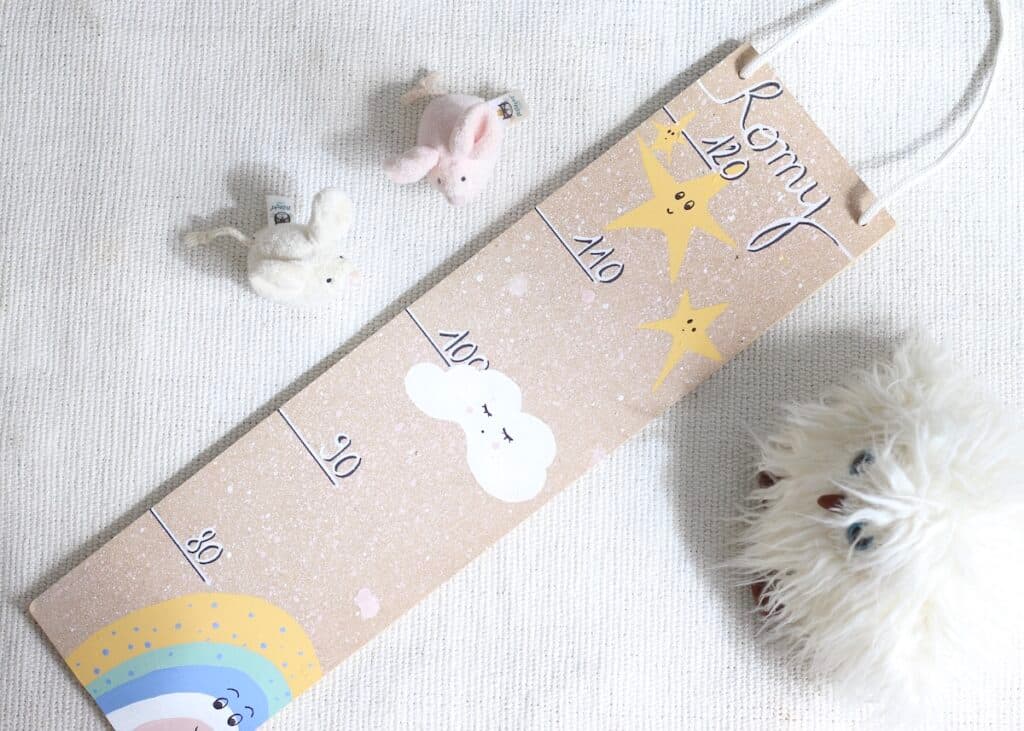 diy toise bois à fabriquer chambre bébé cadeau naissance enfant décoration