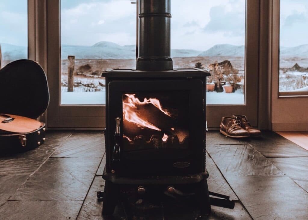 séjour cocooning hiver chauffage d appoint principal - blog déco - clemaroundthecorner