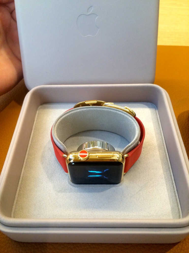 coffret boite boitier apple watch rechargement. www.clemaroundthecorner.com