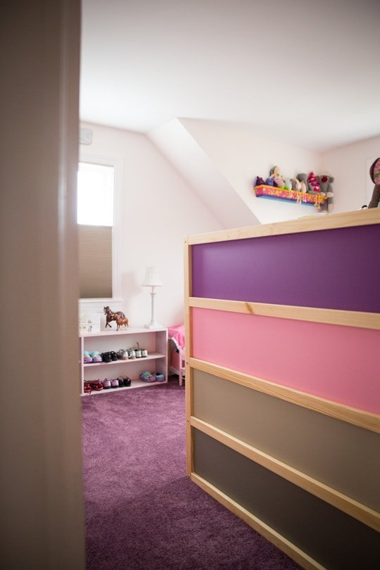 Repeindre un lit ikea kura.