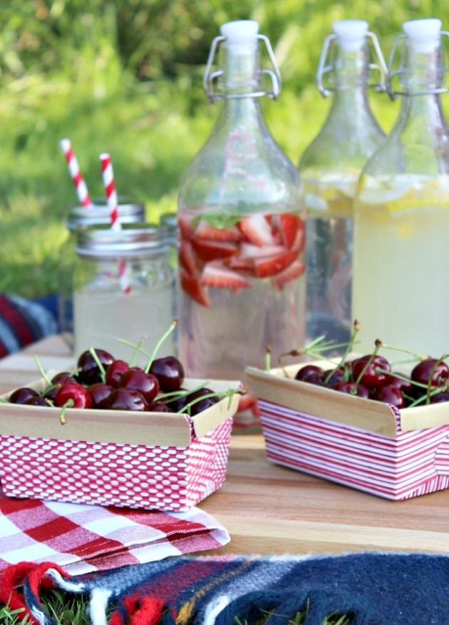 cerise limonade et eau aromatisée pique nique chic d'été