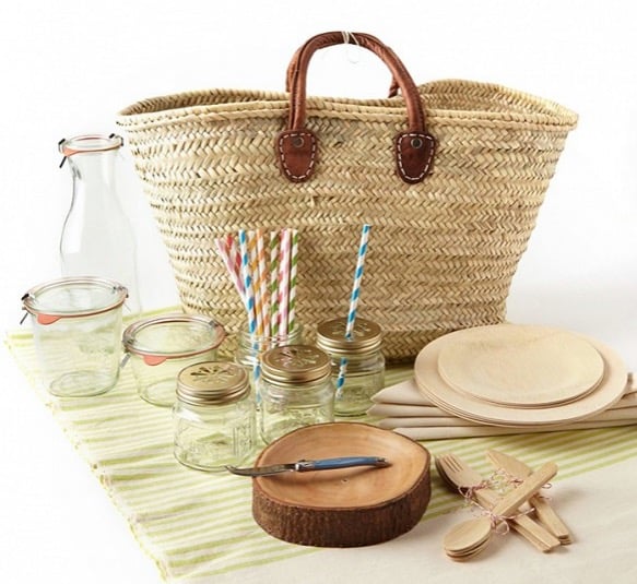 La deco d'un pique nique chic panier en osier.