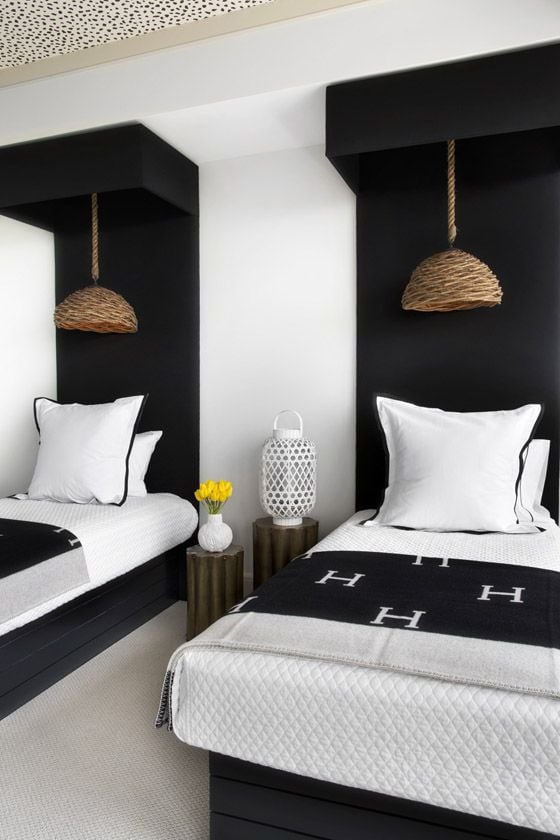 chambre noir et blanche Hermès