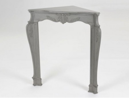 manteau de cheminée fausse d'angle.