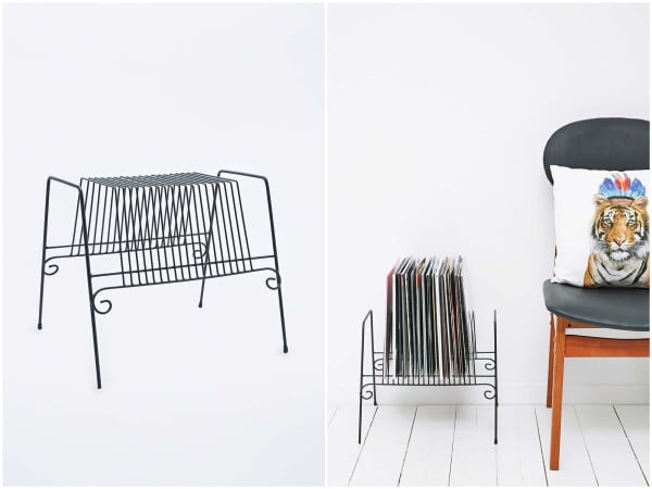 Porte-disques noir sur pied metal