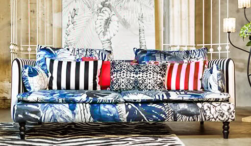 Canapé tissu Christian Lacroix.