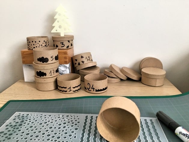 tuto DIY calendrier de l'avent foret de sapins