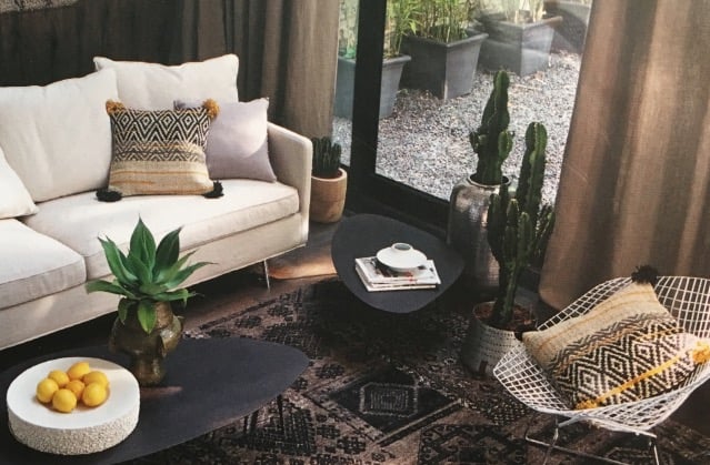 coussin handy jaune couture saint maclou