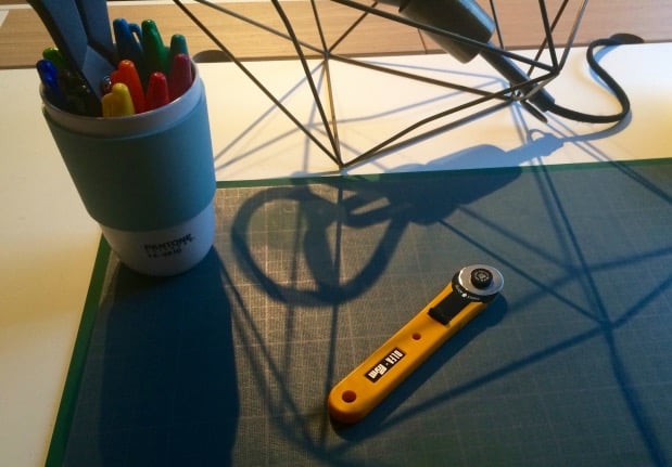 DIY boule de Noël en tissu polystyrene