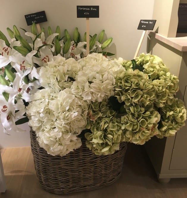 fausse plante fleur lis blanc hortensia