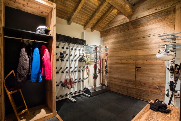 Chalet à Méribel salle à skis skiroom