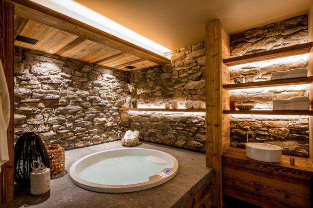 Chalet à Méribel salle de bain jacuzzi