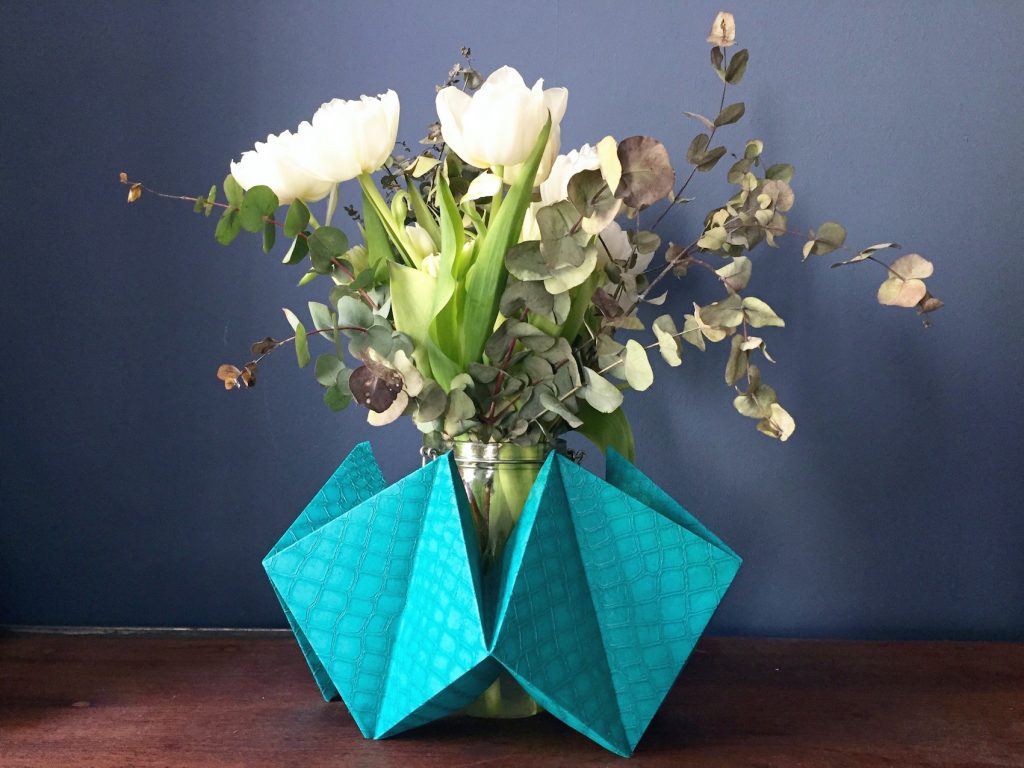 Comment faire un vase en papier origami