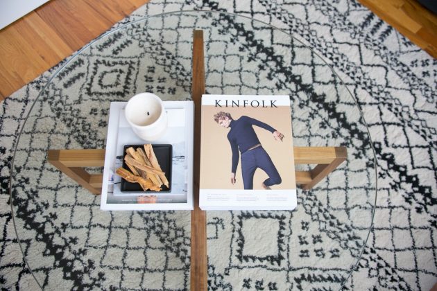 Appartement et salon gris et blanc visite décoration