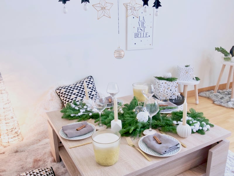 Inspiration déco table de Noël entre amis