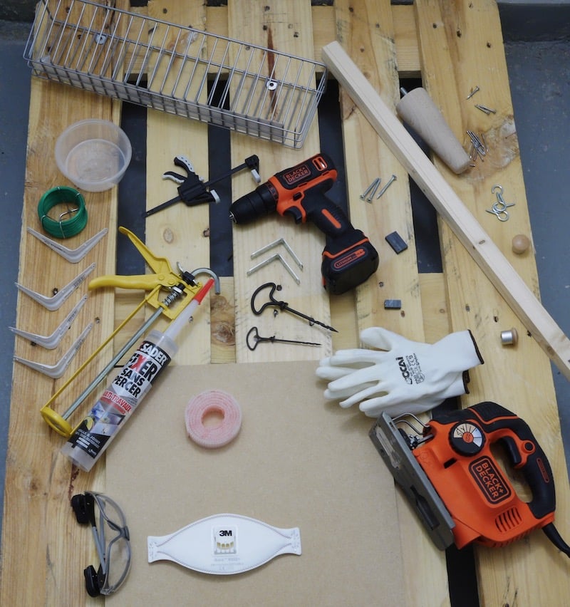 matériel necessaire pour fabriquer un meuble en palette