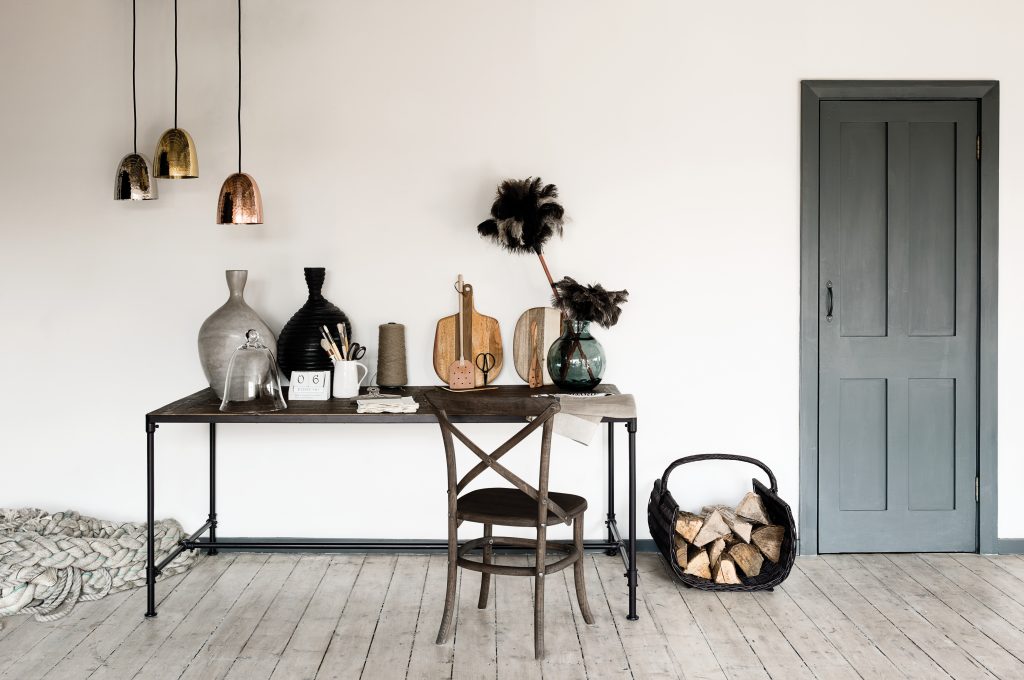 Suspension lampe en cuivre metal pointé original btc