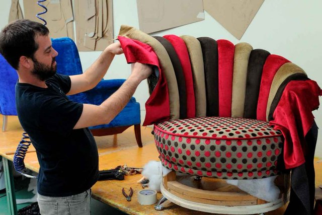 comment retapisser un fauteuil crapaud astuces