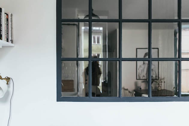 cuisine verrière bleu fonce petit studio