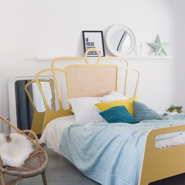 tete de lit couronne adulte jaune