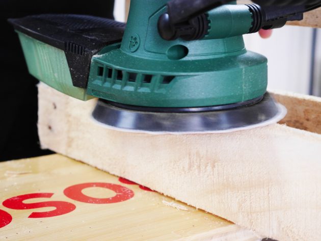 fabriquer en palettes ponceuse etagere enfant