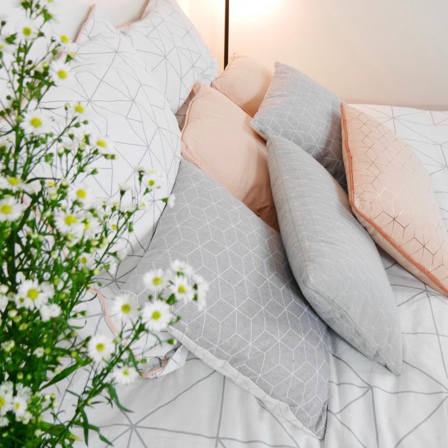 Comment aménager une chambre d'ado fille style moderne