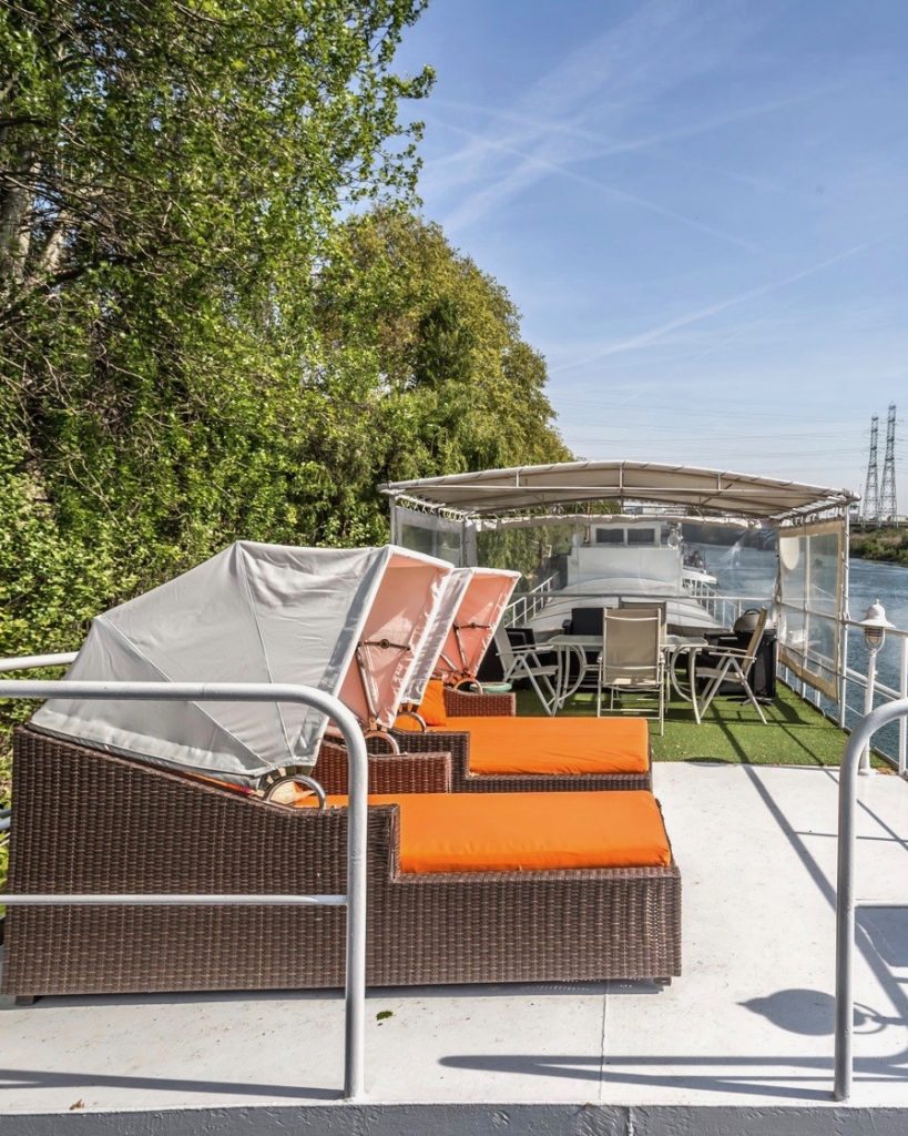 espaces atypiques immobilier peniche ponton terrasse seine