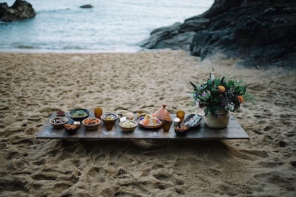 pique nique champetre au bord de l eau