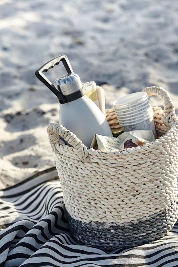 pique nique champetre plage sable surf van