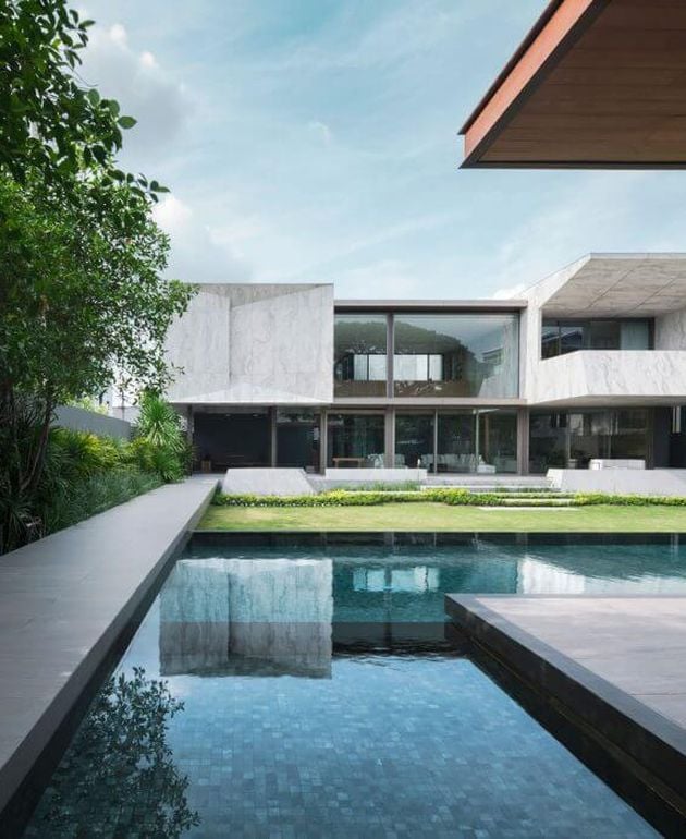 extérieur maison en marbre piscine tendance marbre