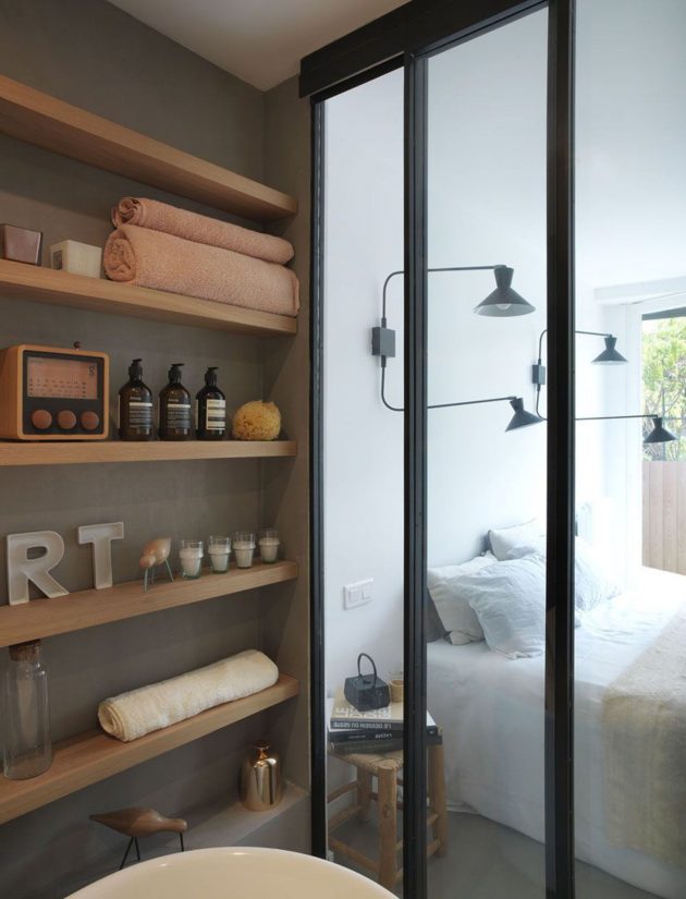 deco masculine et scandinave salle de bain avec verriere