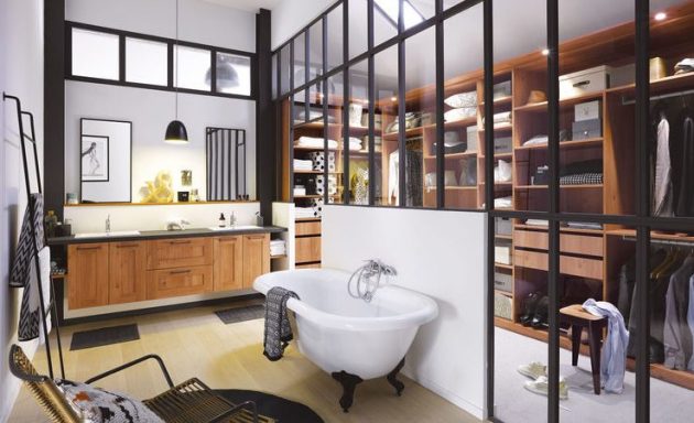 salle de bain avec verriere dressing