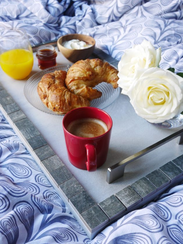 diy recup petit dejeuner du dimanche au lit