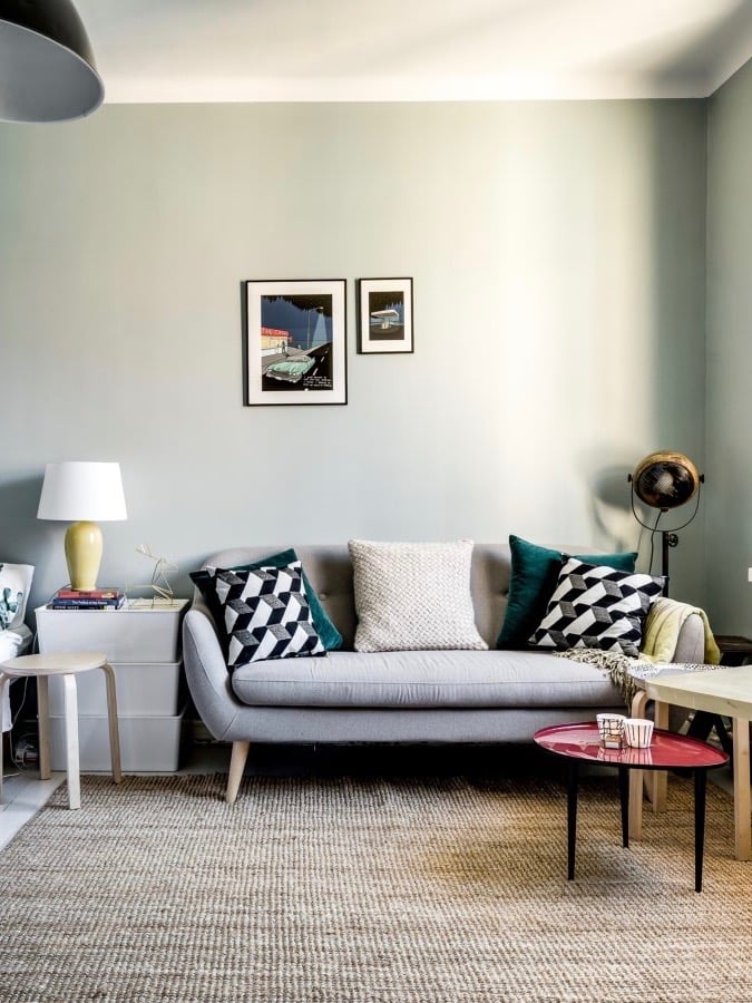 déco industrielle vintage mur vert pastel grisonnant