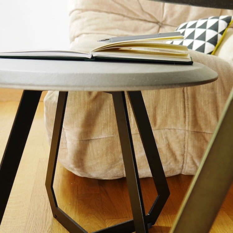 the fetish table basse ronde en cuir design by us