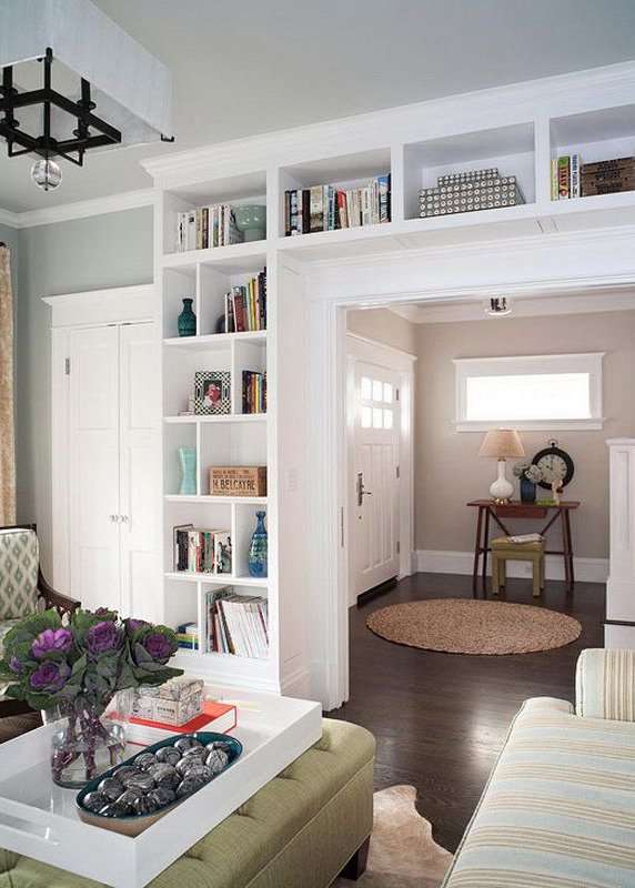ikea hack billy diy bibliothèque autour de la porte